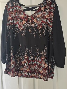 Maurices Black Floral V-Neck Long Sleeve Blouse with Crisscross Back